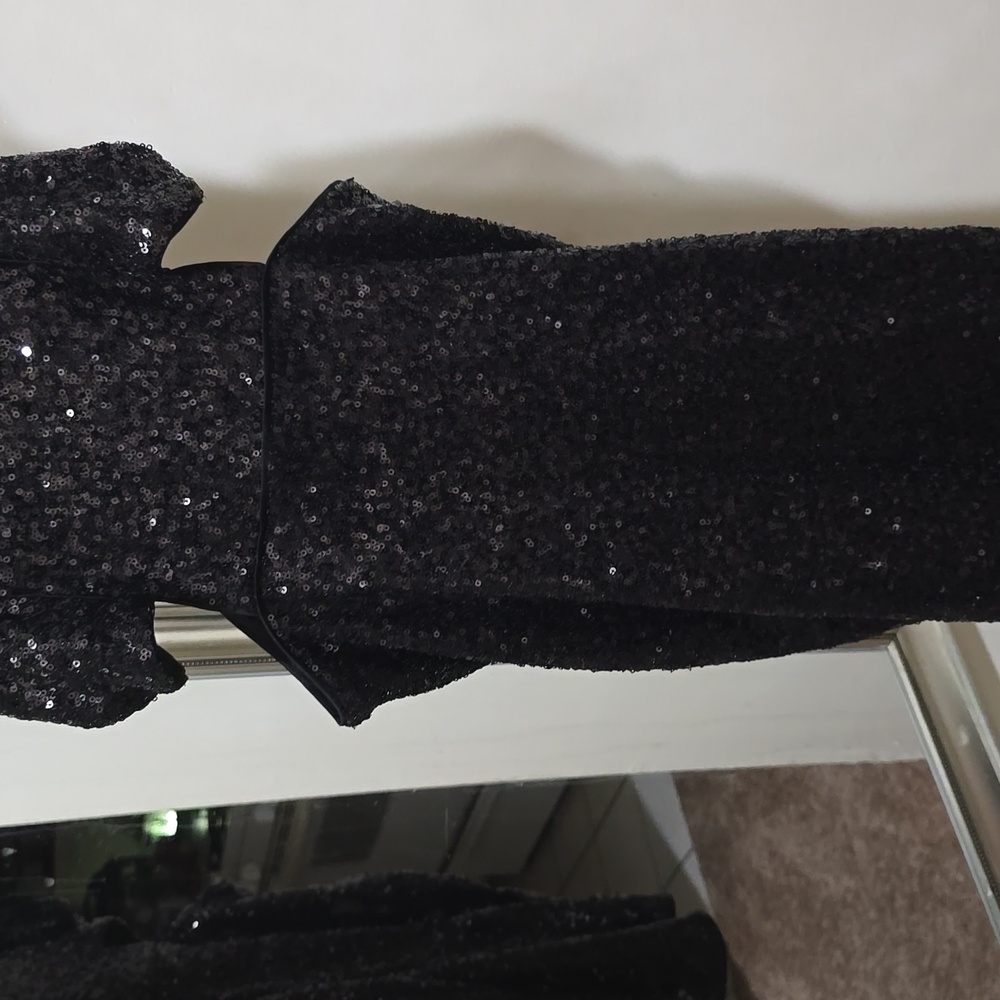 THE little black dress NEW YEARS EVE AND LOOKING FANTASTIC.